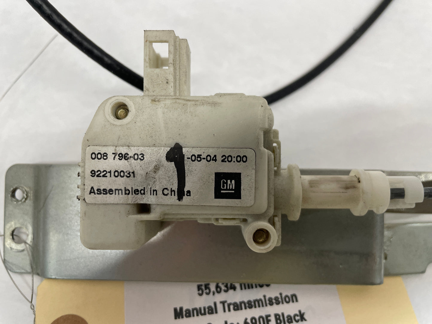 2004 Pontiac GTO Fuel Gas Door Lock Actuator w/ Cable  OEM - Day's Parts Yard