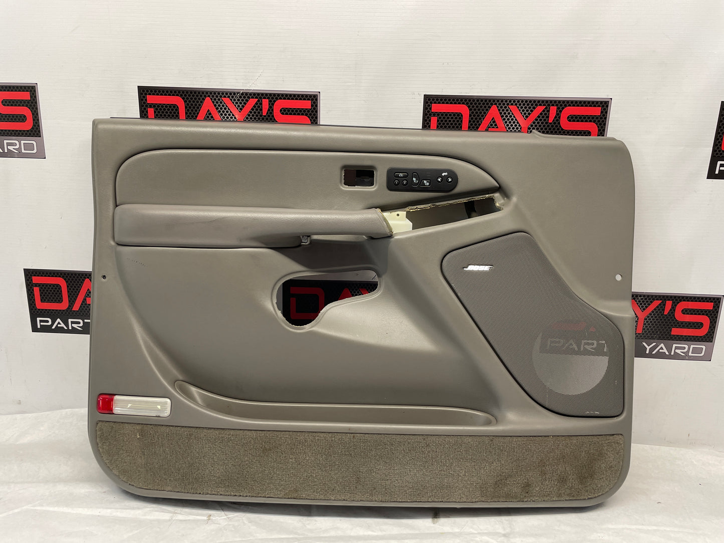 2005 Chevy Avalanche Front LH Driver Door Panel OEM - Day's Parts Yard
