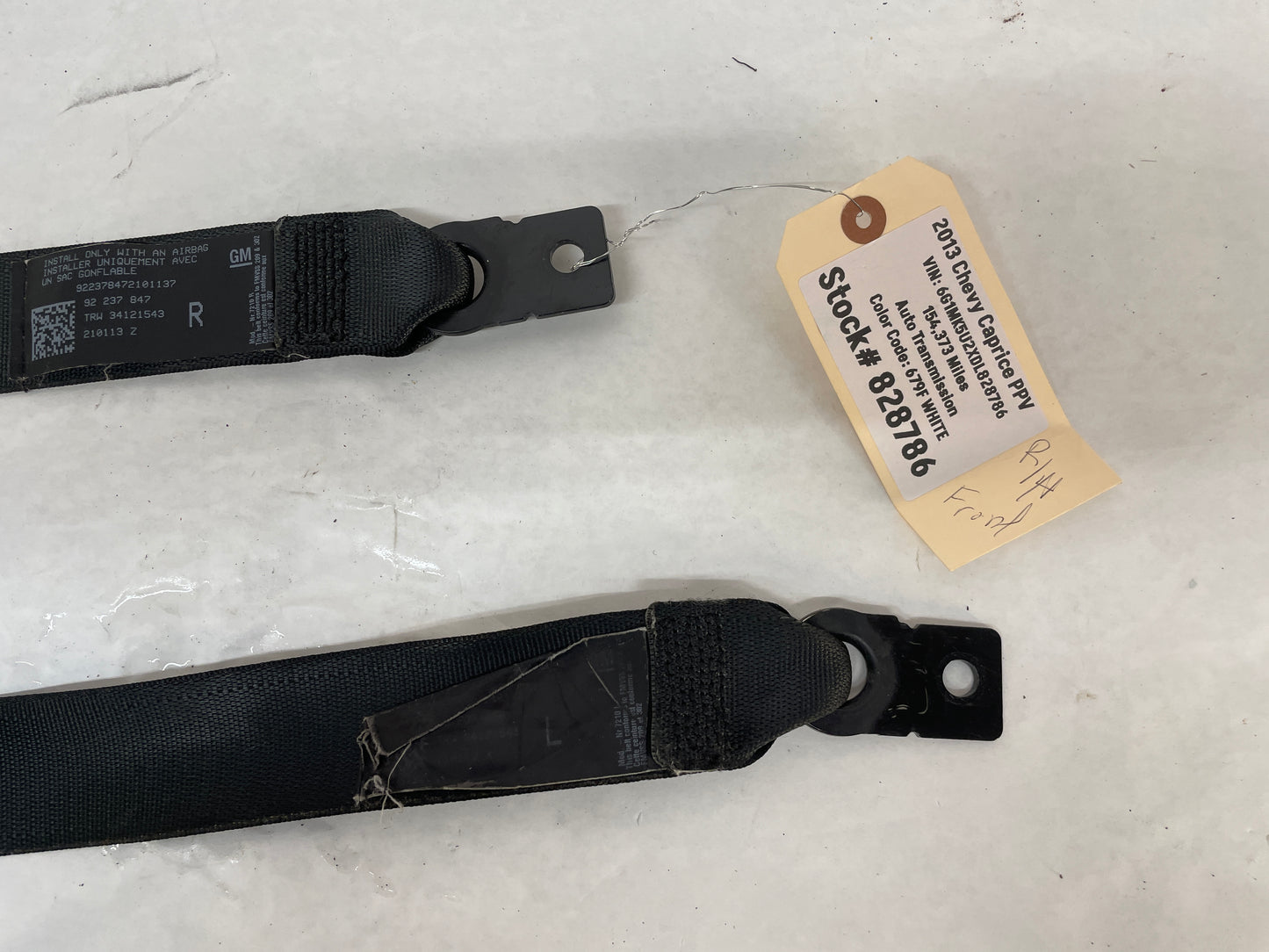 2013 Chevy Caprice PPV RH & LH Front Seat Belt Seatbelt Retractor Pre Tensioner OEM - Day's Parts Yard