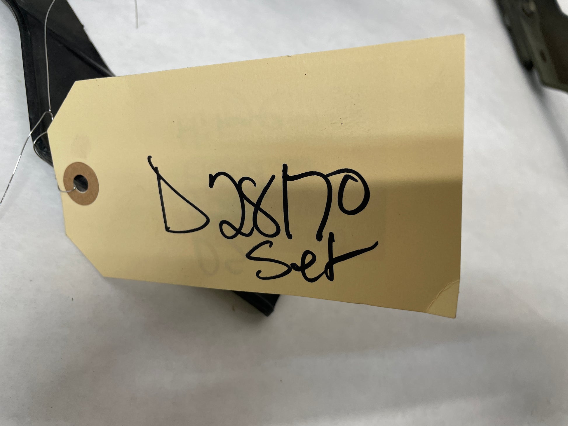 2004 Pontiac GTO RH & LH Hood Hinges Set OEM - Day's Parts Yard