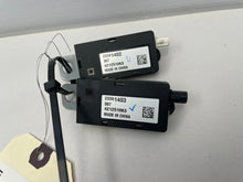 2018 Chevy Camaro ZL1 Convertible RH & LH Radio Antenna Amplifier Module OEM - Day's Parts Yard