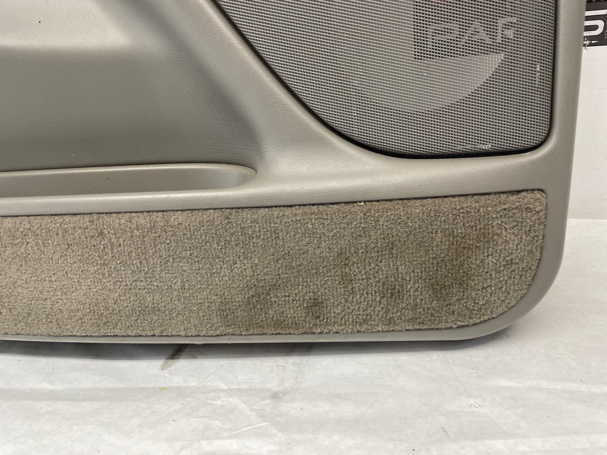 2005 Chevy Avalanche Front LH Driver Door Panel OEM - Day's Parts Yard