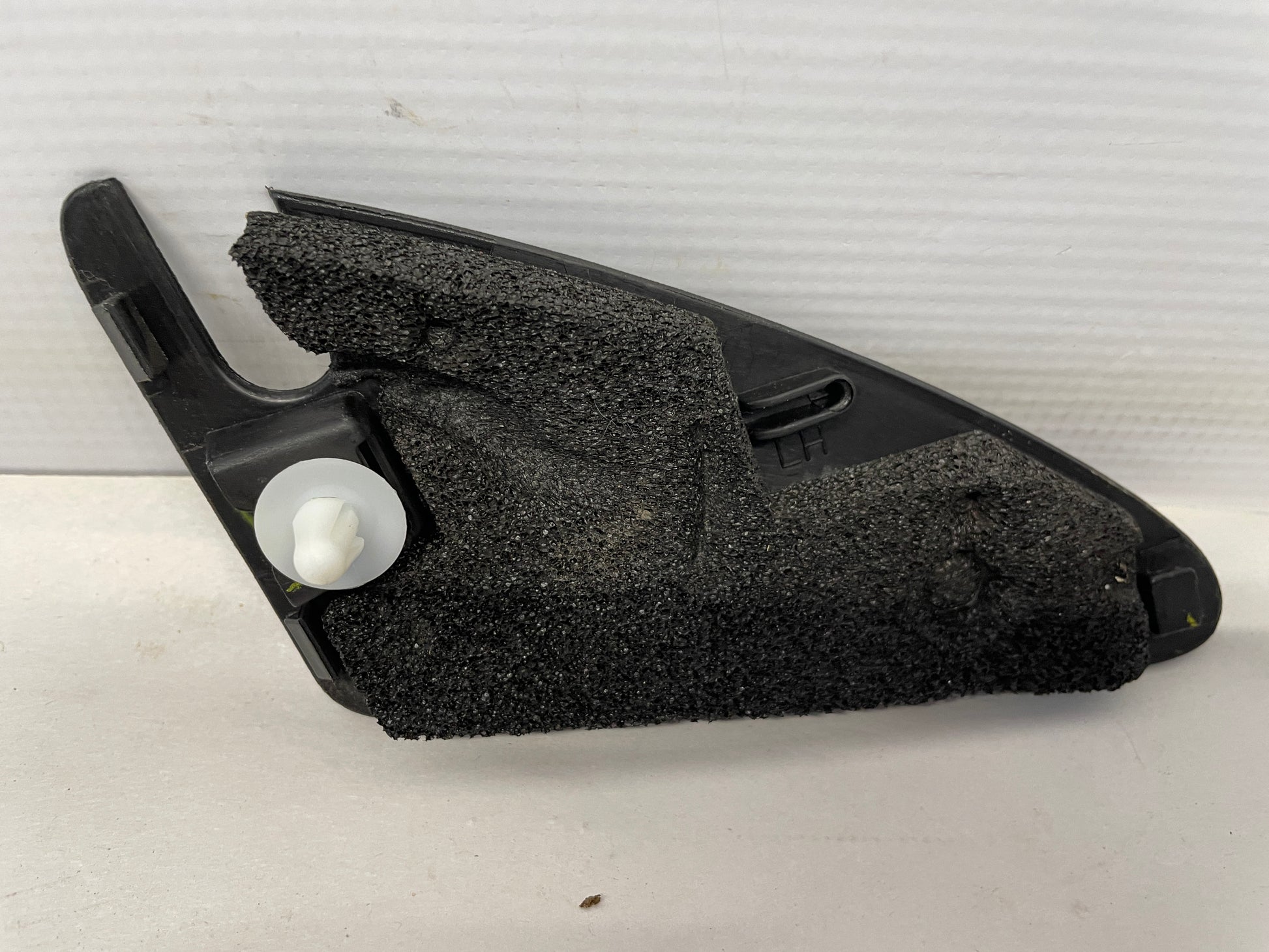 2015 Chevy SS Sedan LH Driver Interior Mirror Cover Trim OEM - Day's Parts Yard