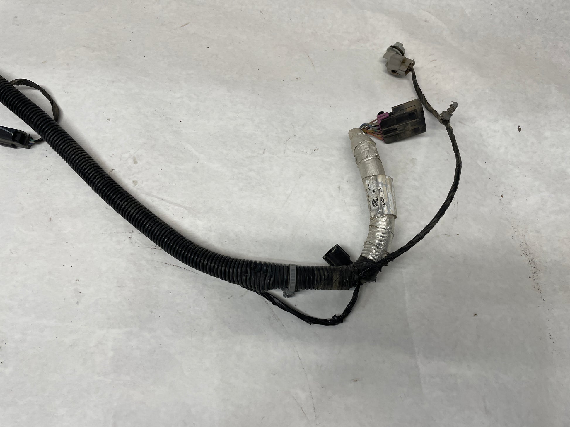 2015 Chevy Camaro SS Rear Bumper Wire Wiring Harness OEM - Day's Parts Yard