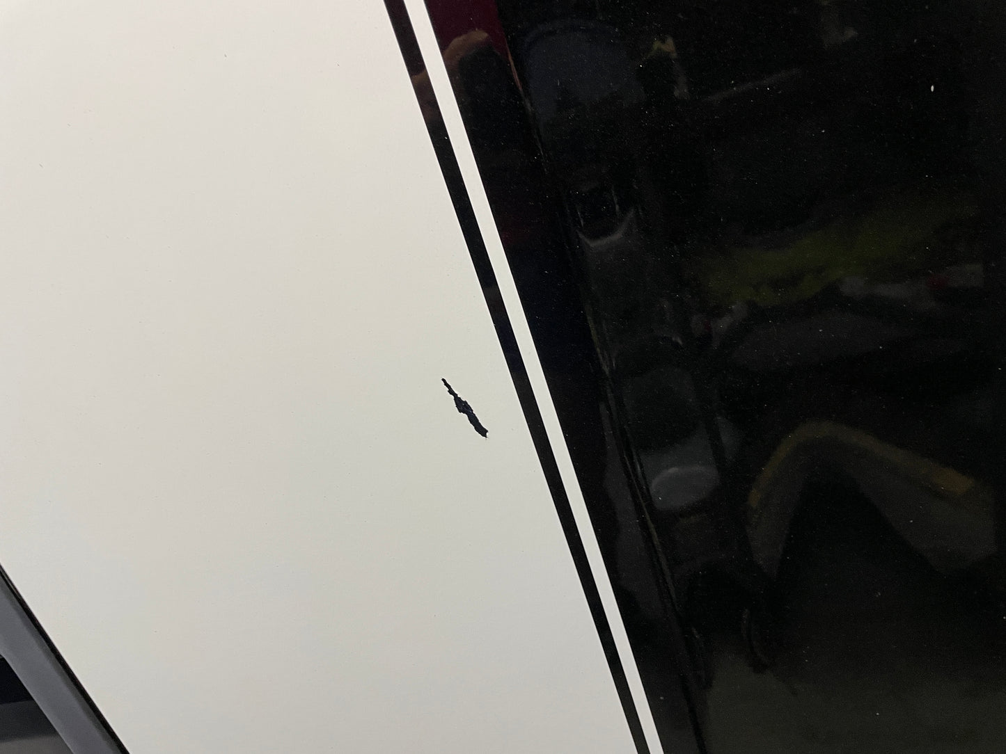 2015 Chevy Camaro SS Hood w/ Scoop Vent Insert Black OEM