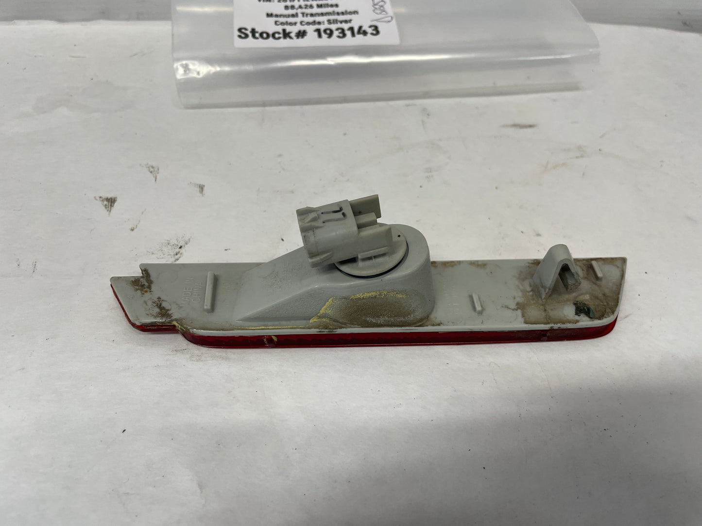 2012 Chevy Camaro SS LH Driver Rear Bumper Side Marker Light Lamp Reflector OEM - Day's Parts Yard