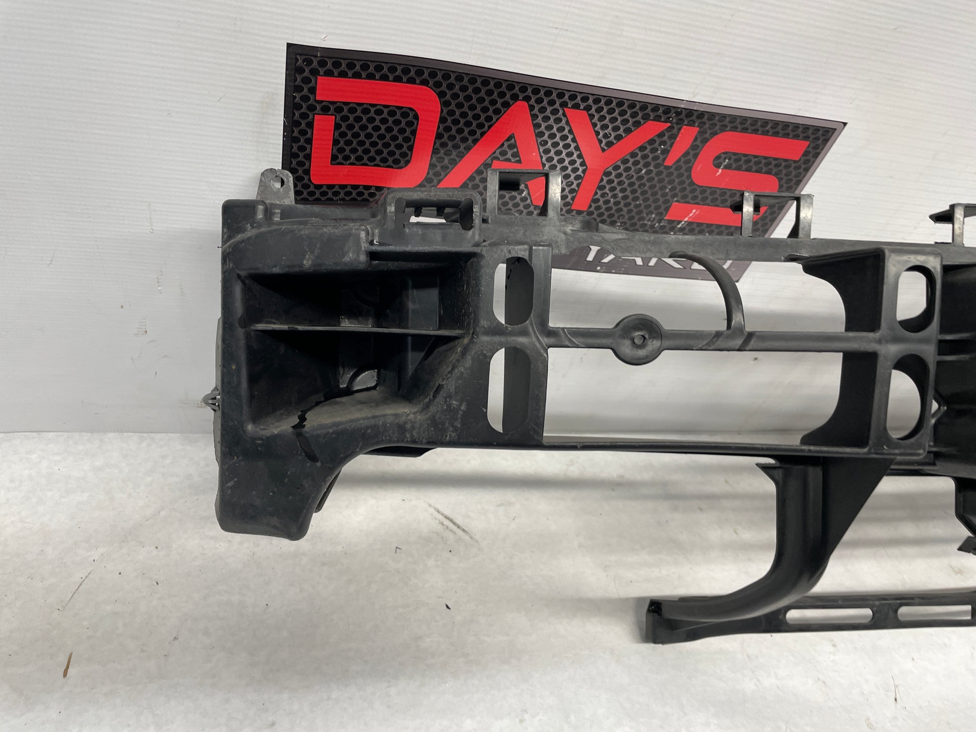 2015 Chevy Camaro SS Rear Bumper Impact Absorber OEM - Day's Parts Yard
