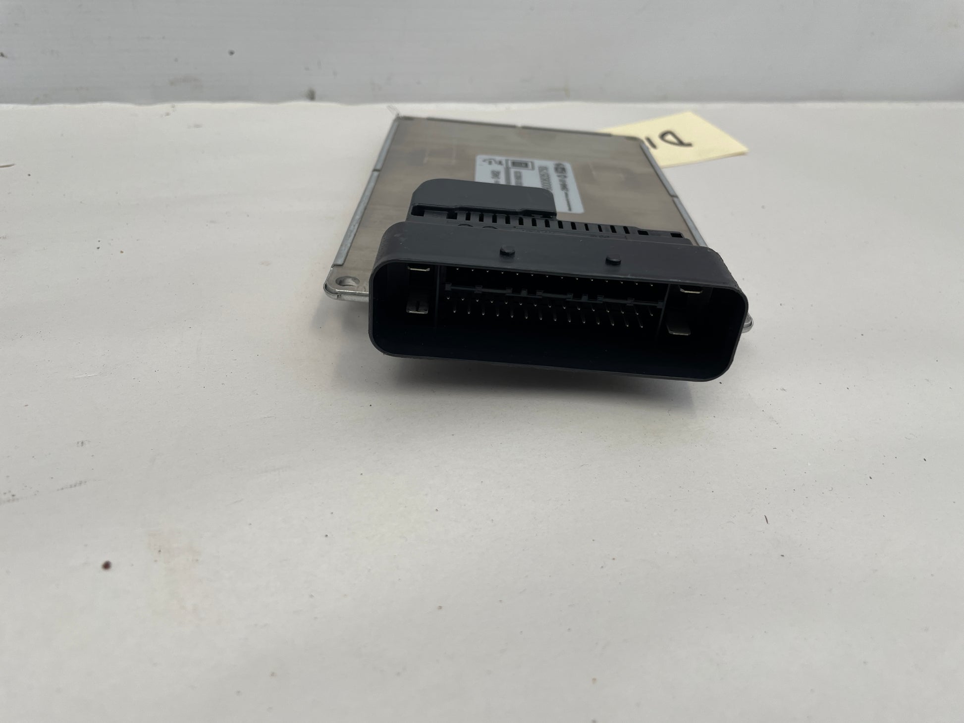 2016 Chevy SS Sedan Electronic Suspension Control Module OEM - Day's Parts Yard