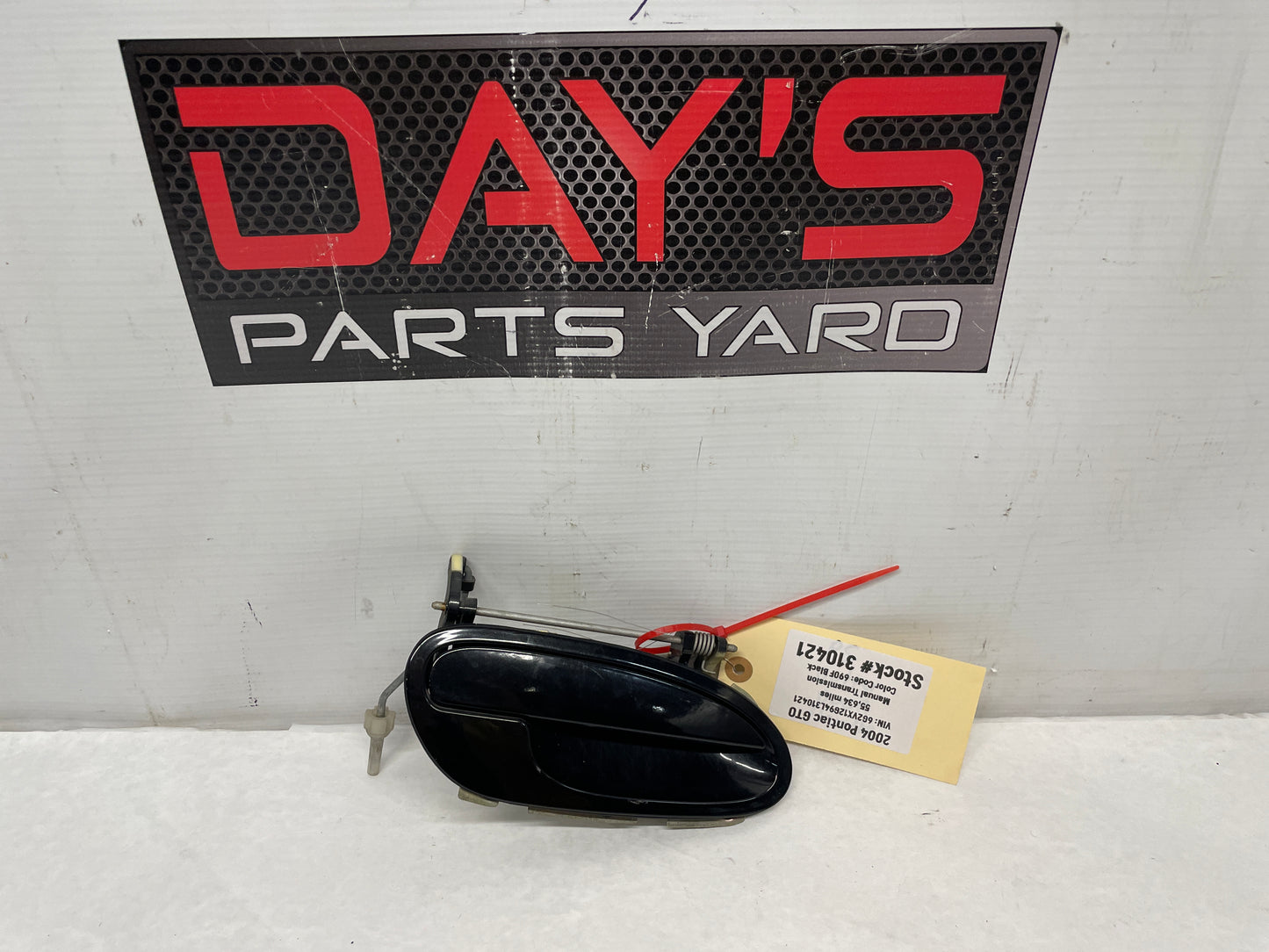 2004 Pontiac GTO RH Passenger Exterior Door Handle Black OEM - Day's Parts Yard