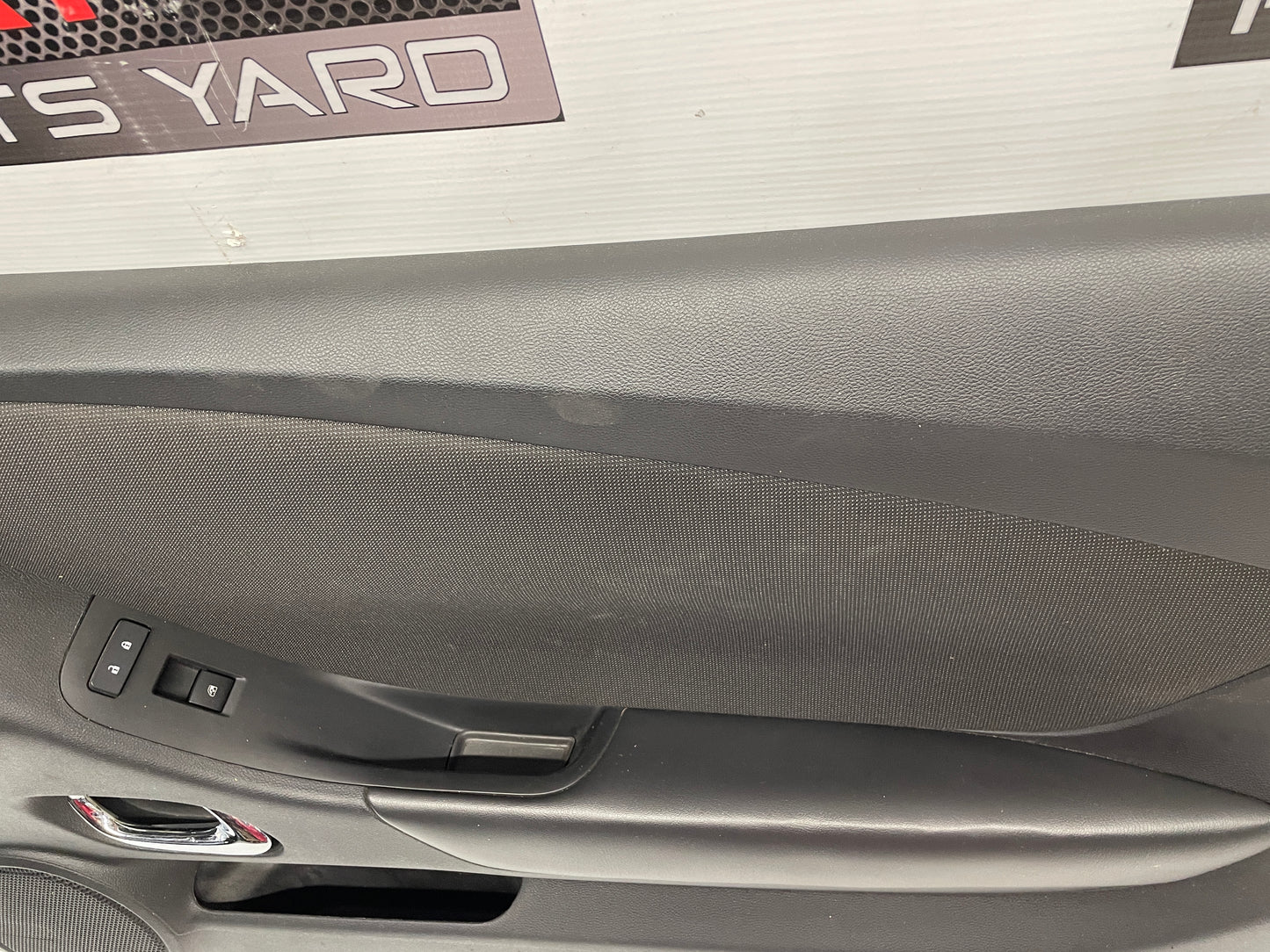 2015 Chevy Camaro SS Hood w/ Scoop Vent Insert Black OEM