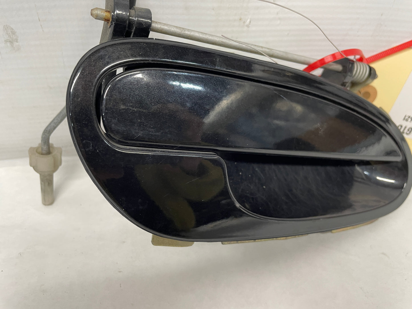 2004 Pontiac GTO RH Passenger Exterior Door Handle Black OEM - Day's Parts Yard
