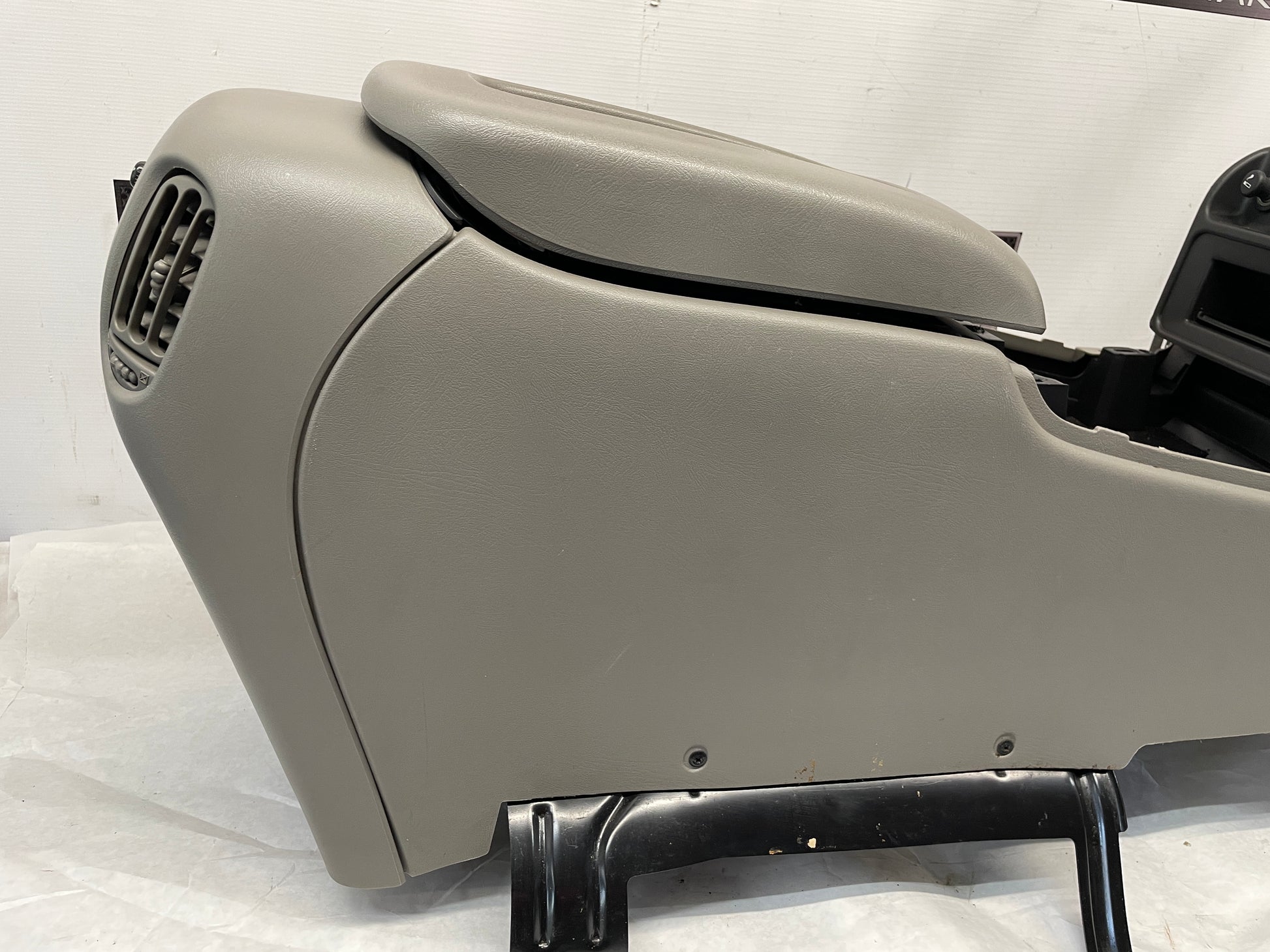 2005 Chevy Avalanche Center Console Armrest Assembly OEM - Day's Parts Yard