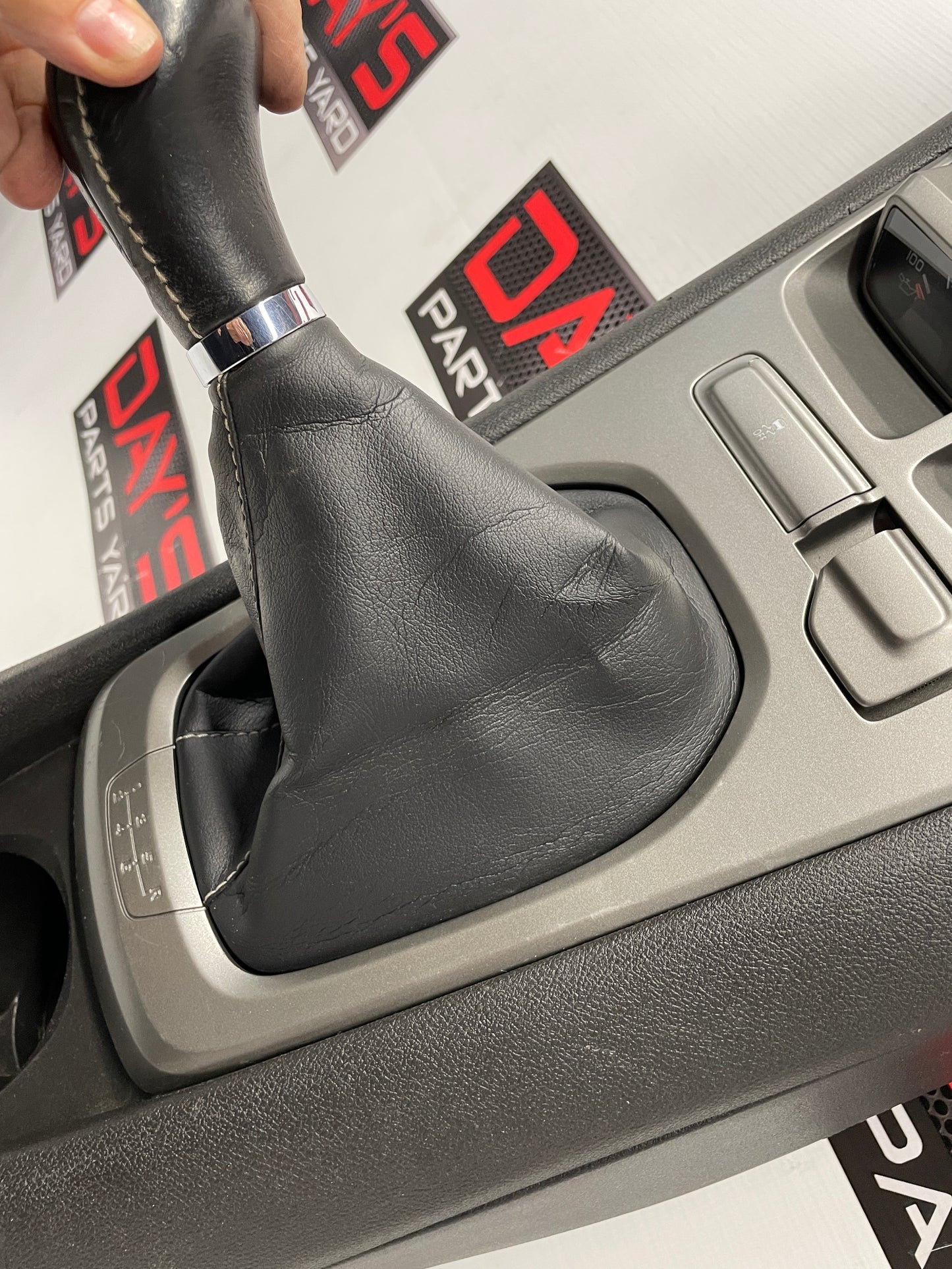 2015 Chevy Camaro SS Complete Center Console Arm Rest w/ Auxiliary Gauges OEM - Day's Parts Yard