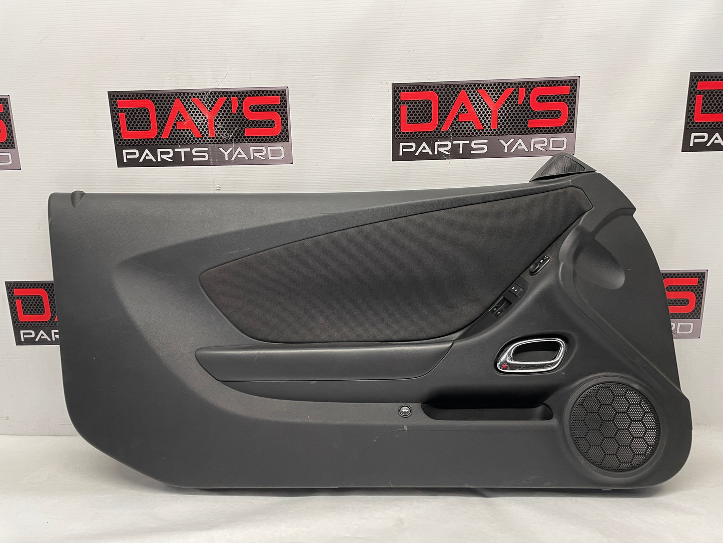 2015 Chevy Camaro SS LH Driver Interior Door Panel Trim OEM