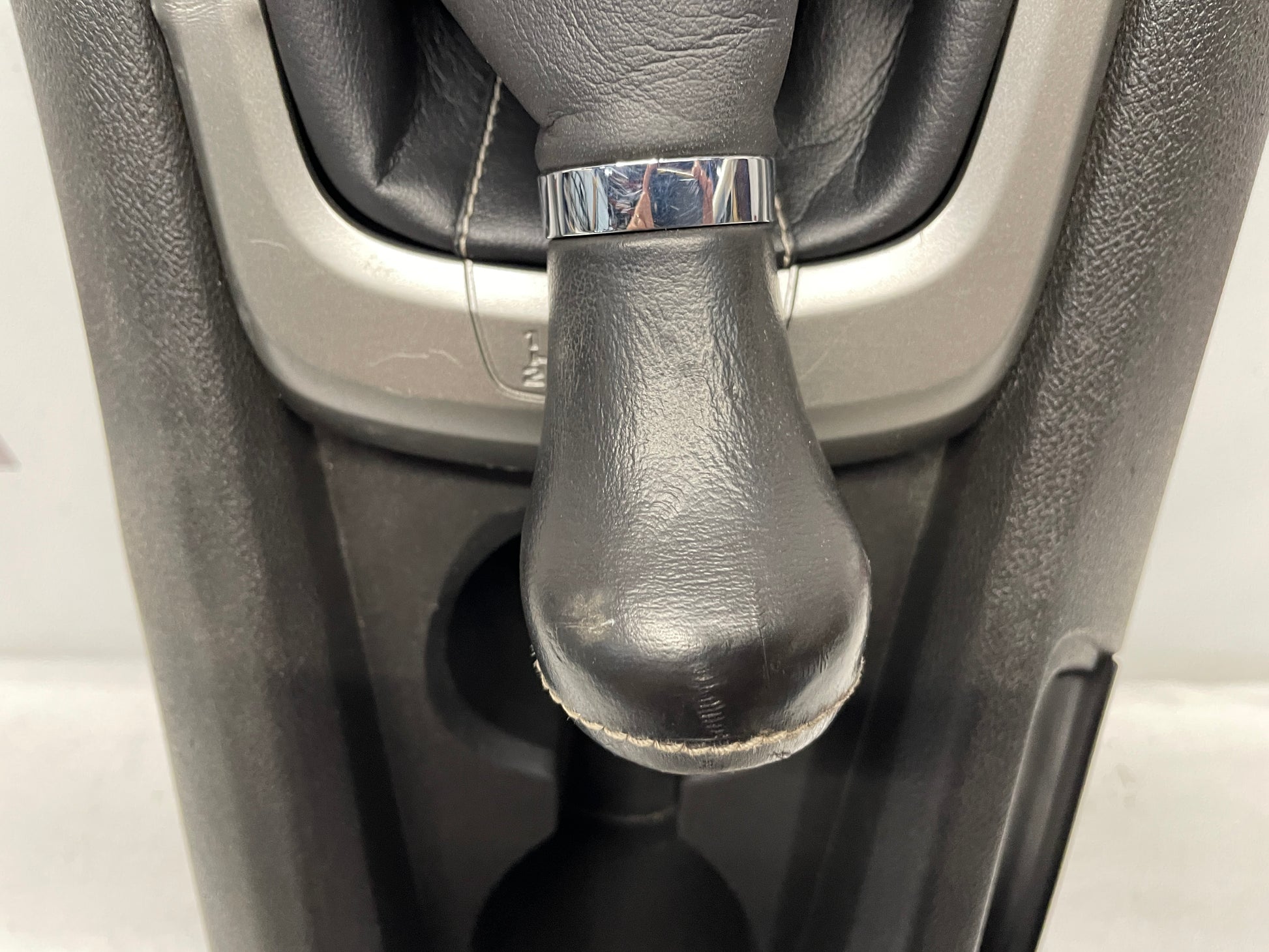 2015 Chevy Camaro SS Complete Center Console Arm Rest w/ Auxiliary Gauges OEM - Day's Parts Yard