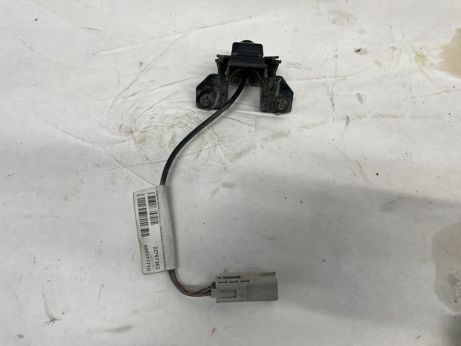 2012 Chevy Camaro SS Rear Back Up Camera OEM #22872078 - Day's Parts Yard