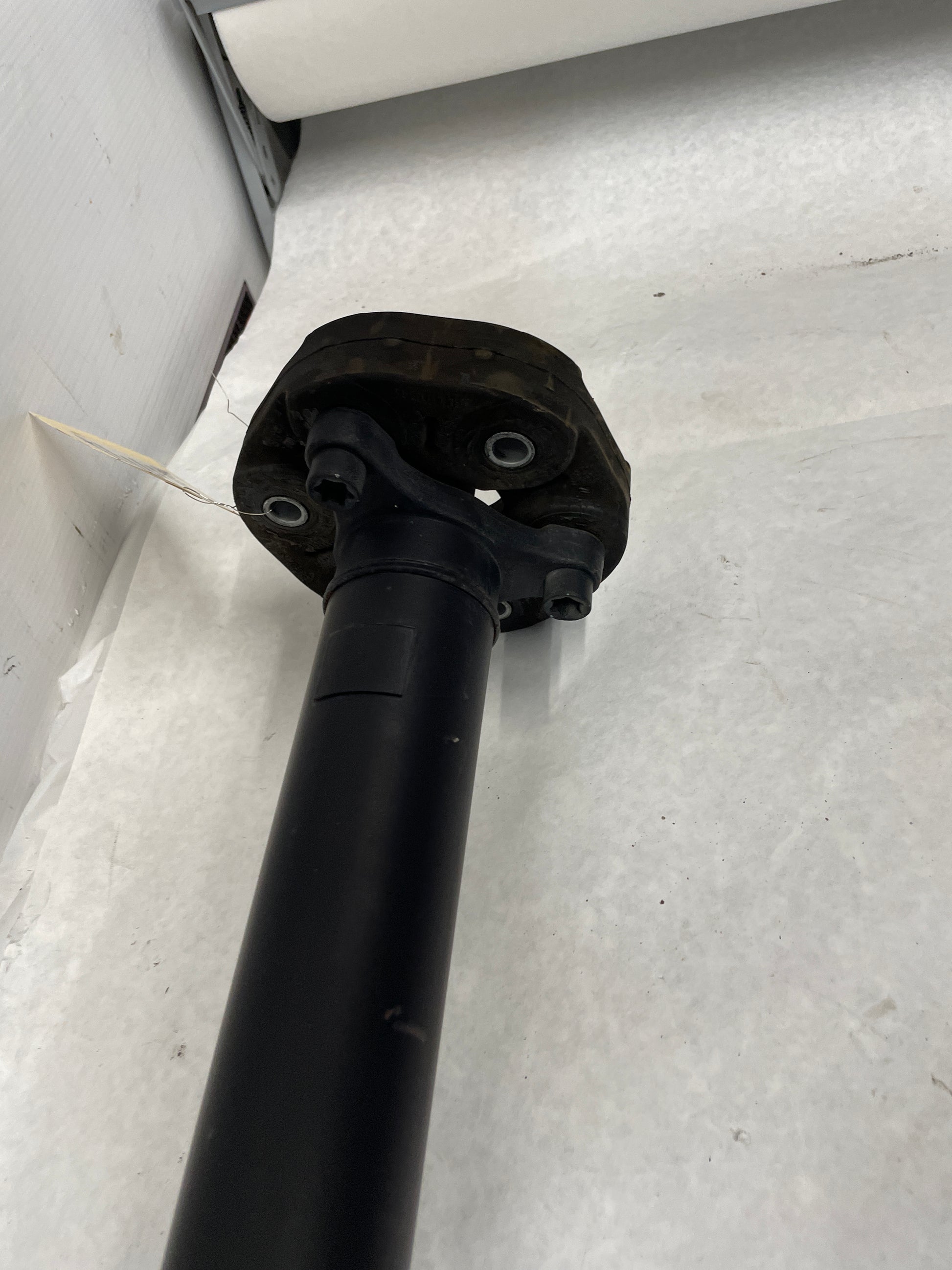 2015 Chevy Camaro SS Driveshaft Drive Shaft Line OEM - Day's Parts Yard