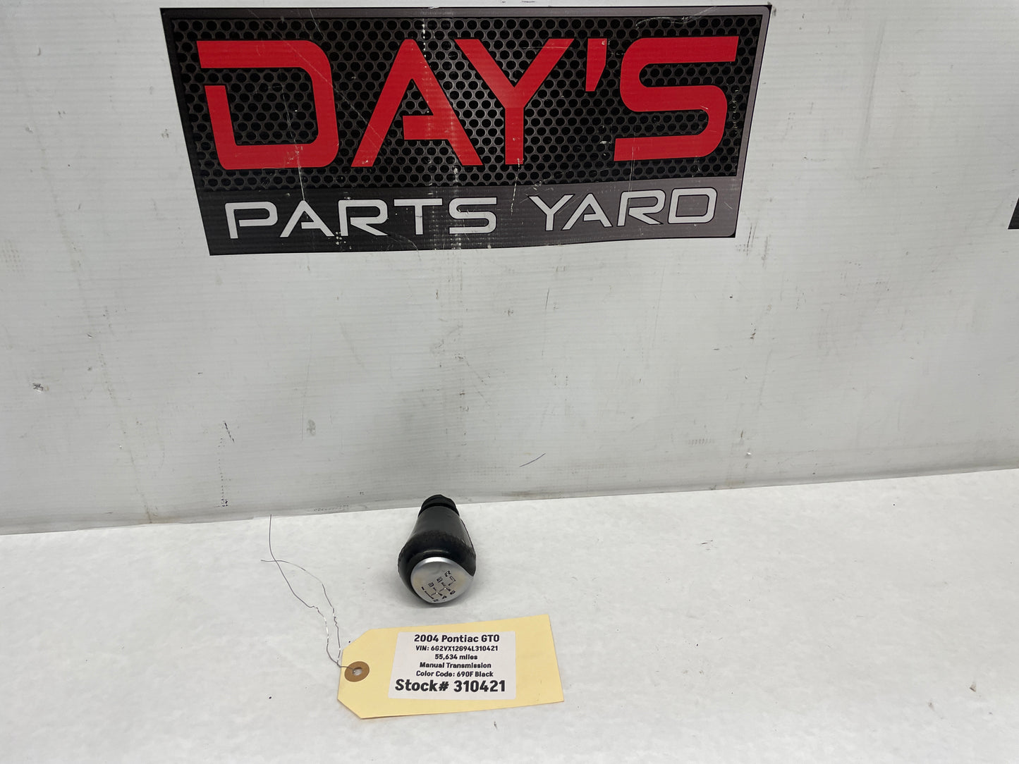 2004 Pontiac GTO Manual Shifter Knob OEM - Day's Parts Yard