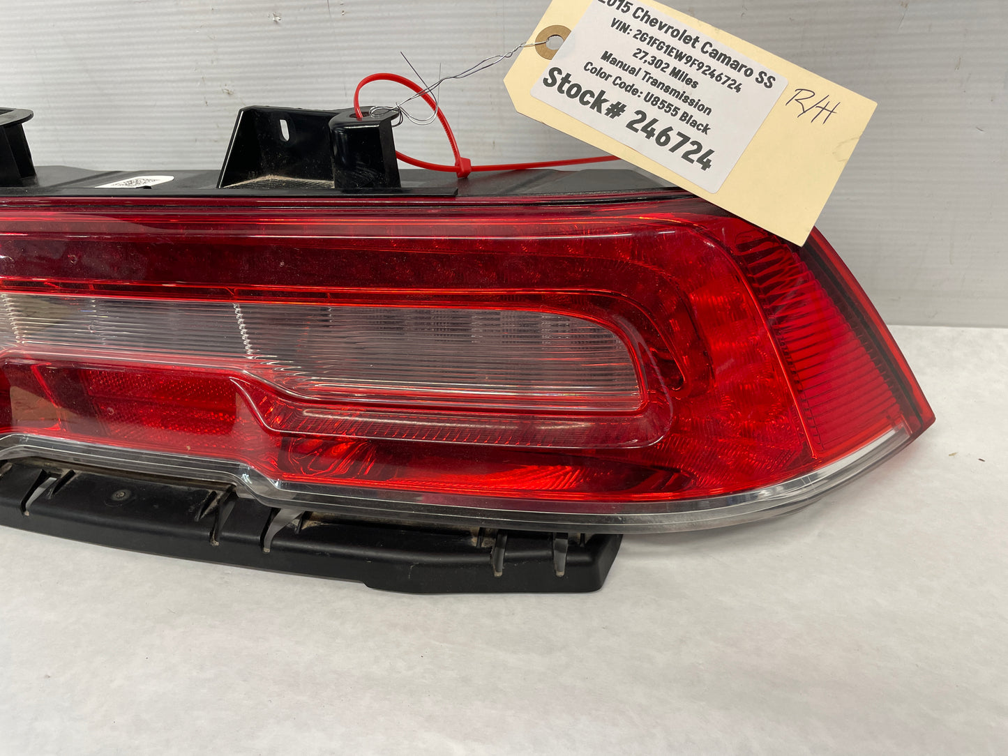 2015 Chevy Camaro SS RH Passenger Taillight Tail Light Lamp LED OEM