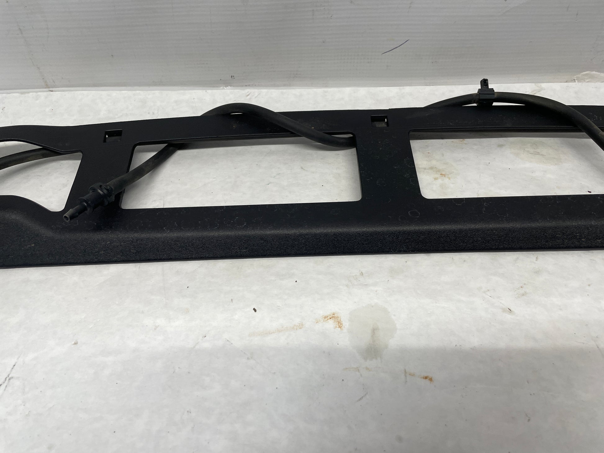 2015 Chevy Camaro SS  Windshield Washer Hose W/ Bracket OEM - Day's Parts Yard