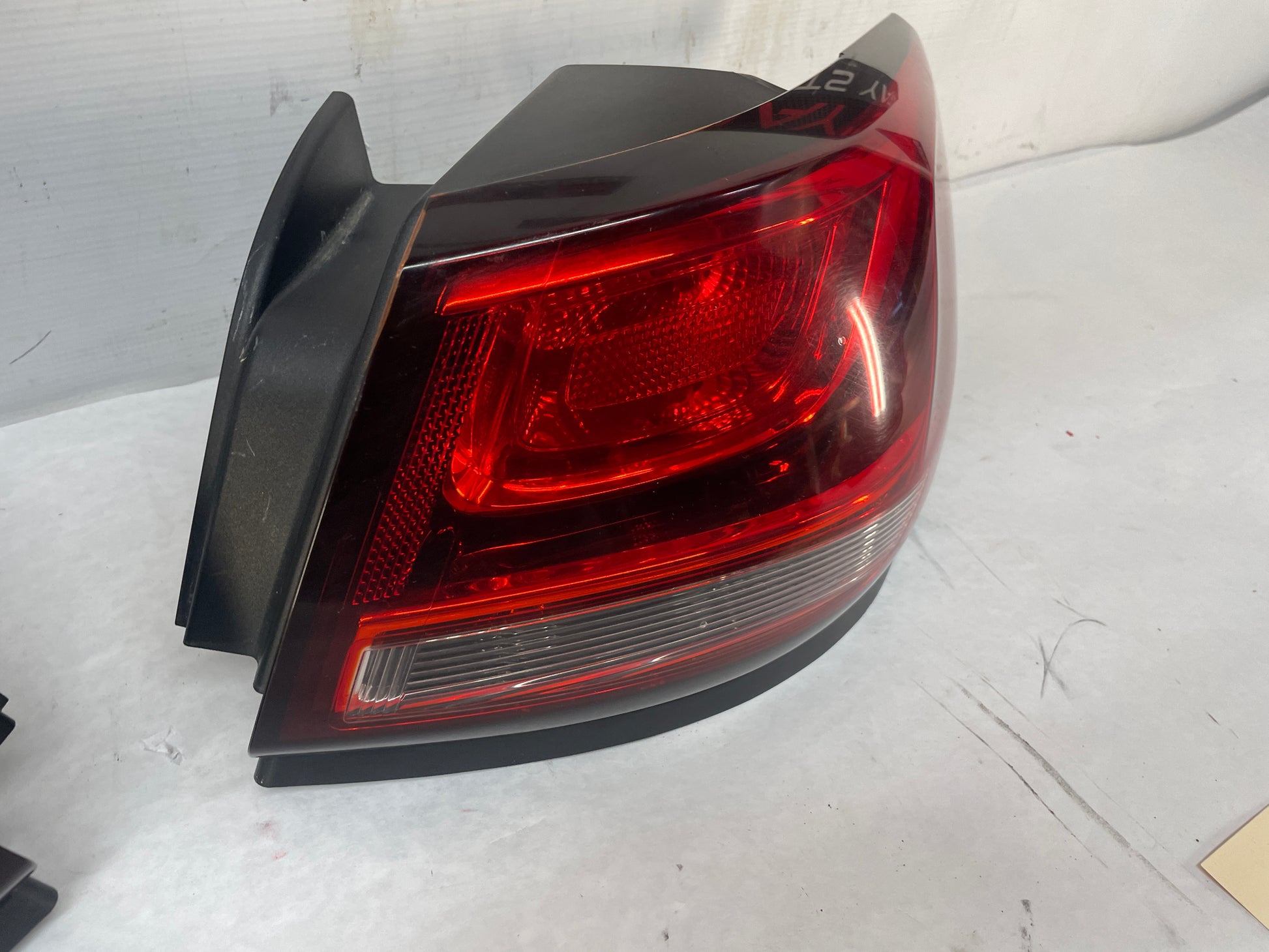 2014 Chevy SS Sedan Tail Light Taillight Lamp RH & LH OEM - Day's Parts Yard