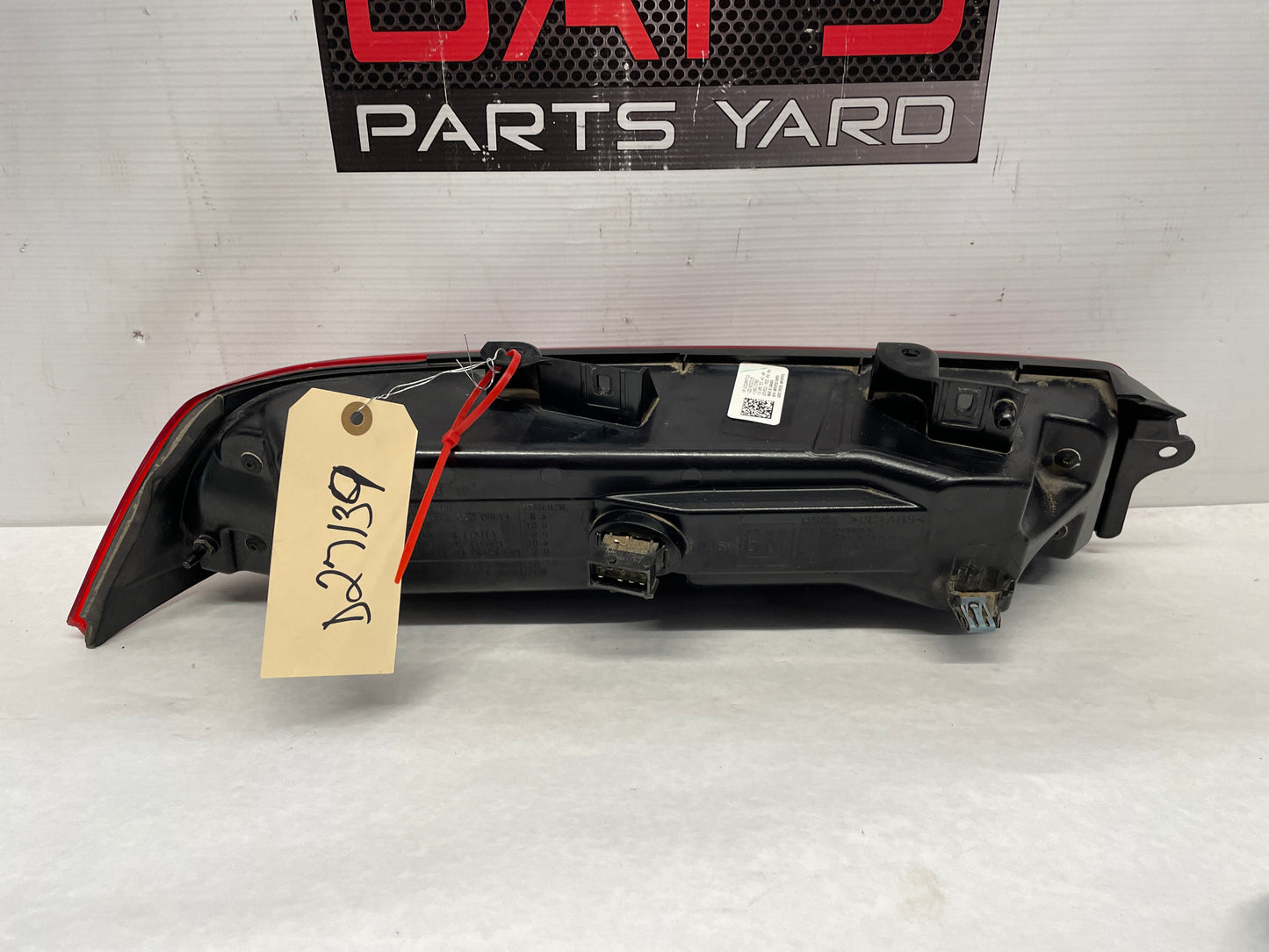 2015 Chevy Camaro SS RH Passenger Taillight Tail Light Lamp LED OEM