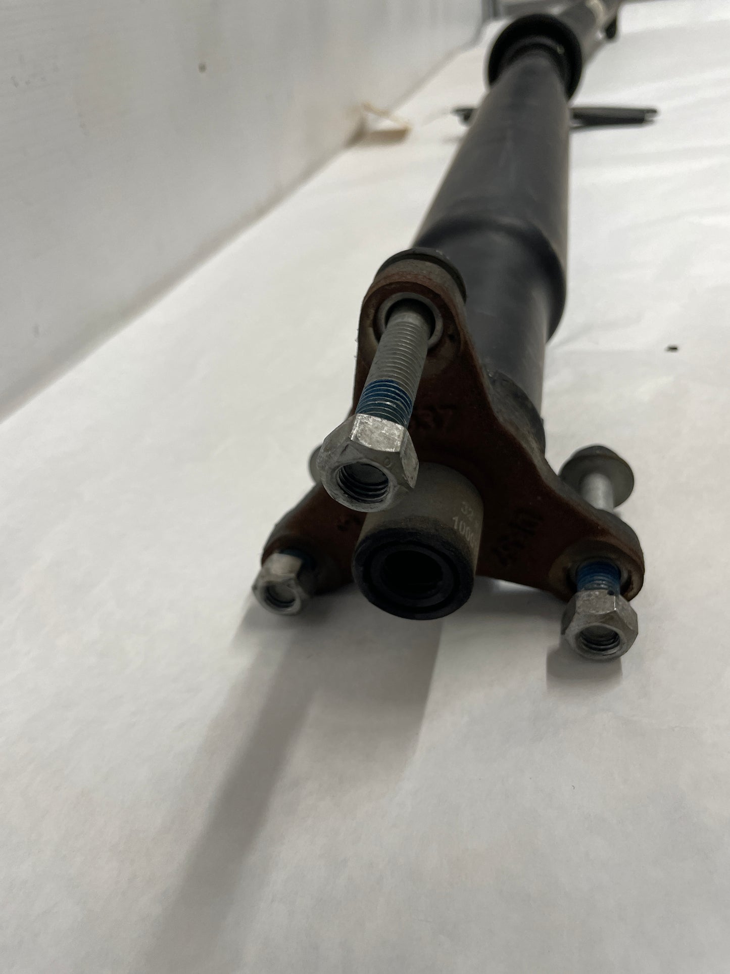 2015 Chevy SS Sedan Drive Shaft Propeller Shaft Driveshaft OEM