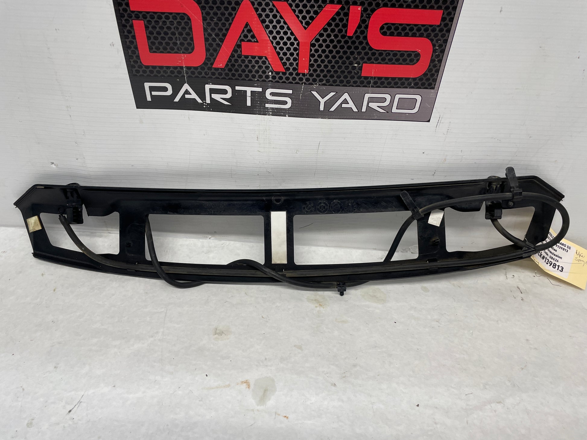 2015 Chevy Camaro SS  Windshield Washer Hose W/ Bracket OEM - Day's Parts Yard