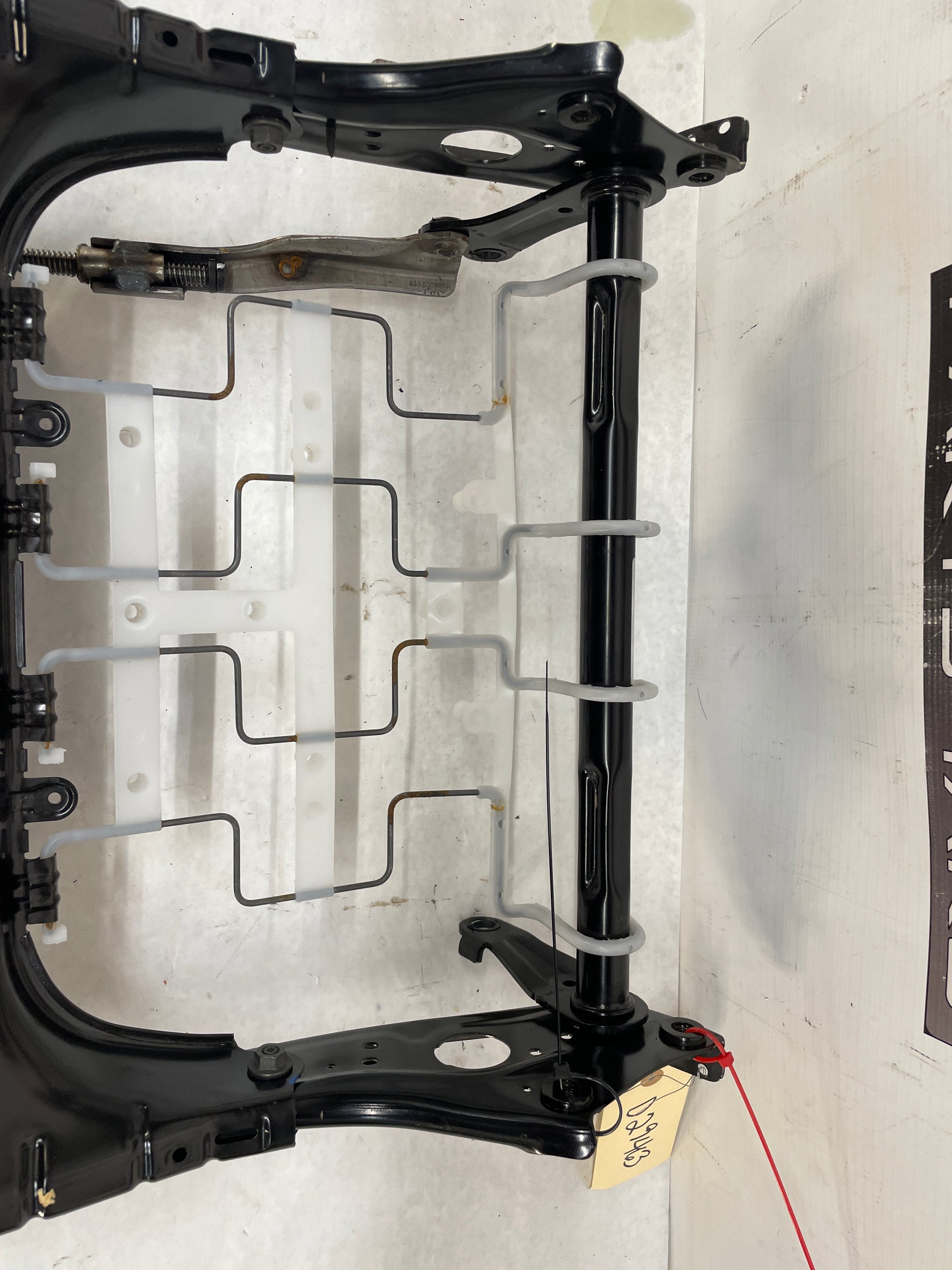 2015 Chevy Camaro SS RH Passenger Front Seat Lower Cushion Track Rail Frame OEM - Day's Parts Yard