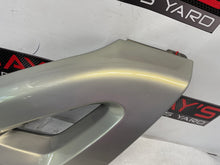2005 Chevy Avalanche RH Passenger Rear Outer Bed Upper Trim Triangle Sail OEM - Day's Parts Yard