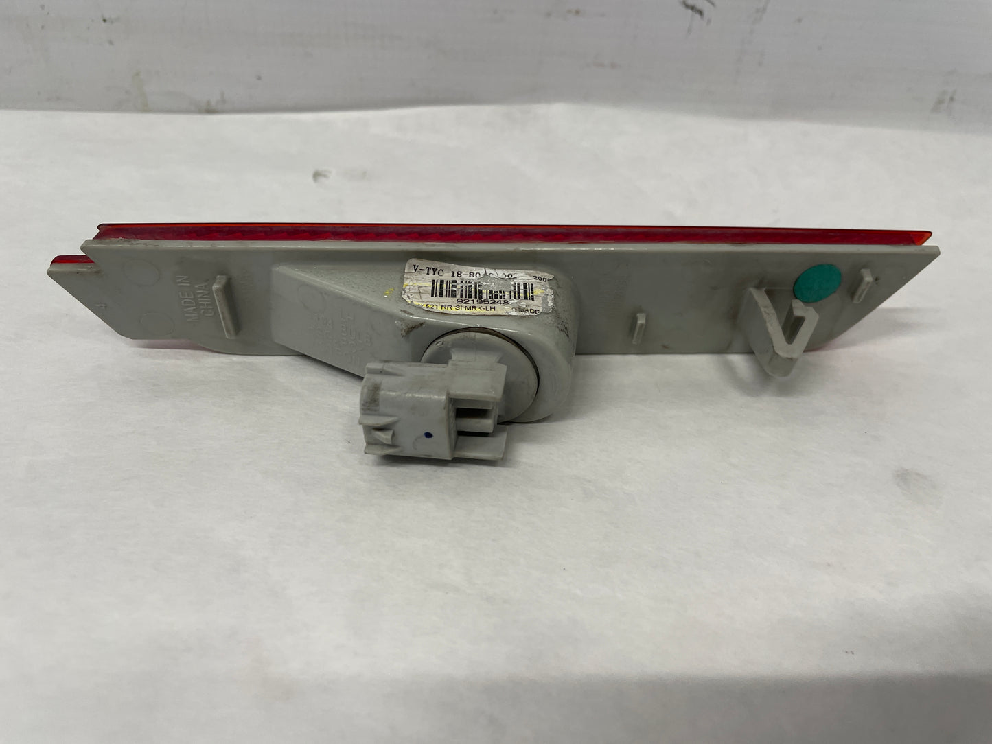 2010 Chevy Camaro SS LH Driver Rear Bumper Side Marker Light Lamp Reflector OEM