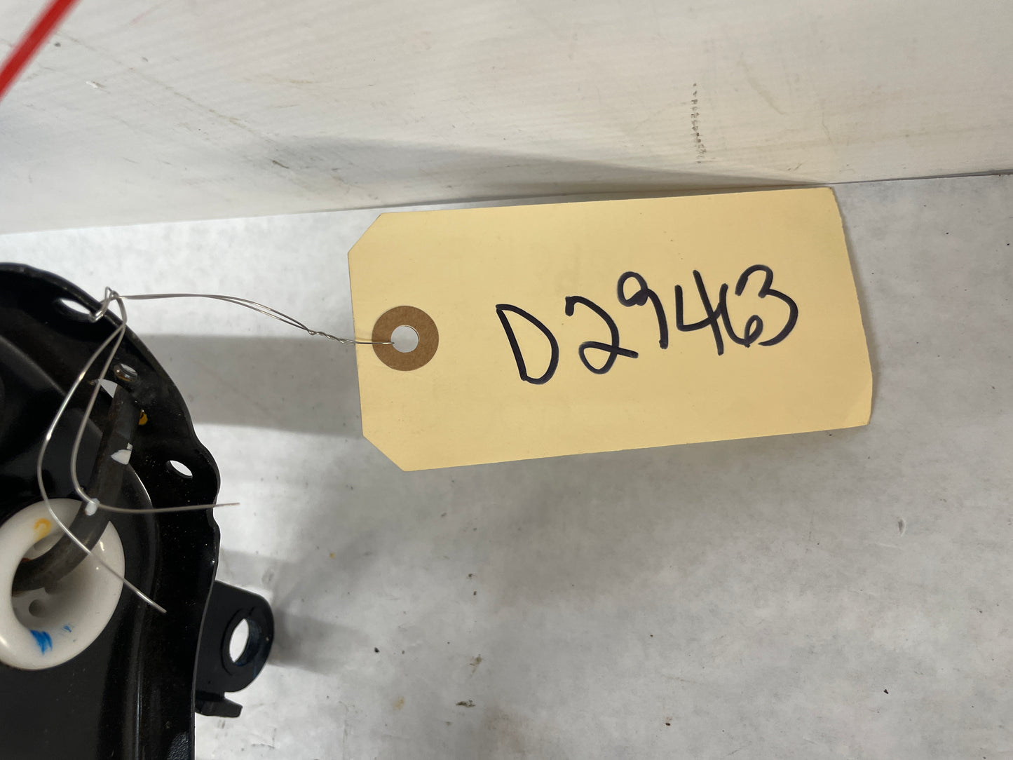 2015 Chevy Camaro SS RH Passenger Front Seat Lower Cushion Track Rail Frame OEM - Day's Parts Yard