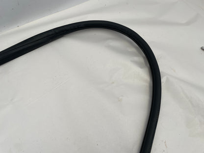 2018 Chevy Camaro ZL1 Convertible RH Passenger Weather Strip Rubber Seal OEM