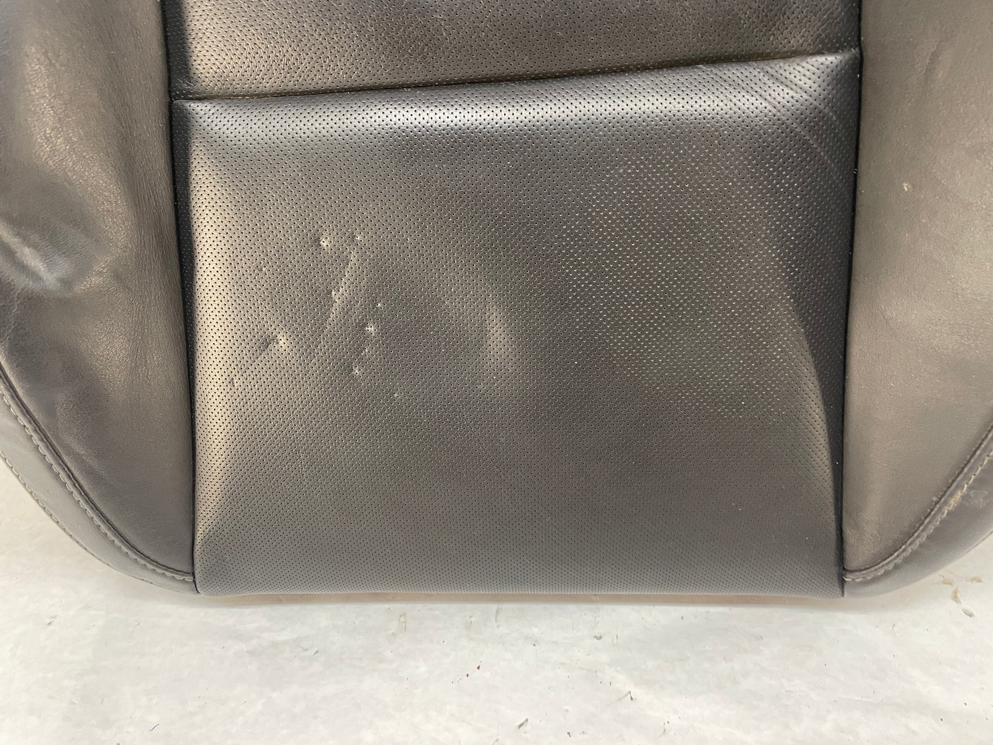 2015 Chevy Camaro SS RH Passenger Front Lower Seat Cushion Cover OEM - Day's Parts Yard