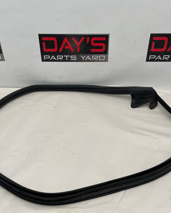 2018 Chevy Camaro ZL1 Convertible LH Driver Weather Strip Rubber Seal OEM