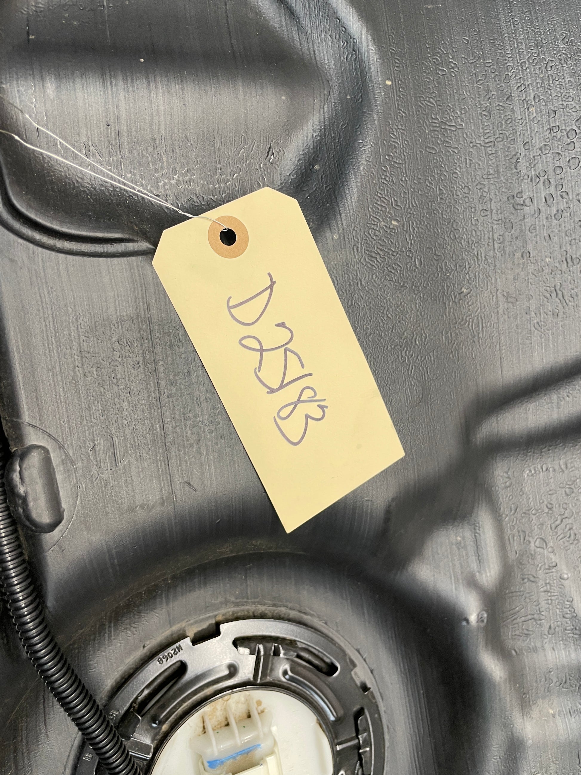 2015 Chevy Camaro SS Complete Fuel Gas Tank w/ Charcoal Canister OEM - Day's Parts Yard