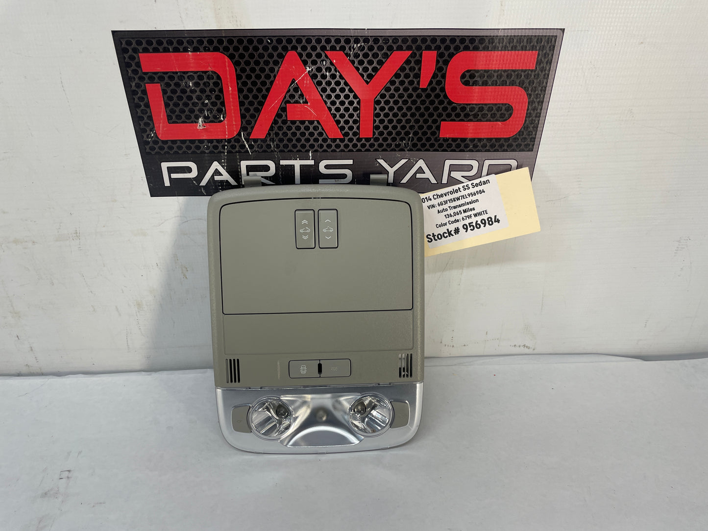 2014 Chevrolet SS Sedan Over Head Overhead Console Dome Map Light Lamp OEM - Day's Parts Yard