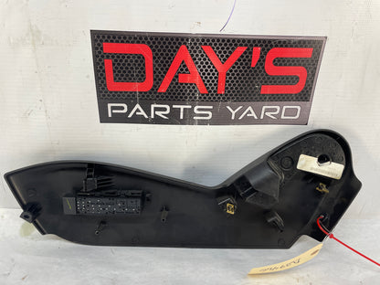 2015 Chevy Camaro SS RH Passenger Front Seat Controls Buttons Outer Finish Panel OEM - Day's Parts Yard