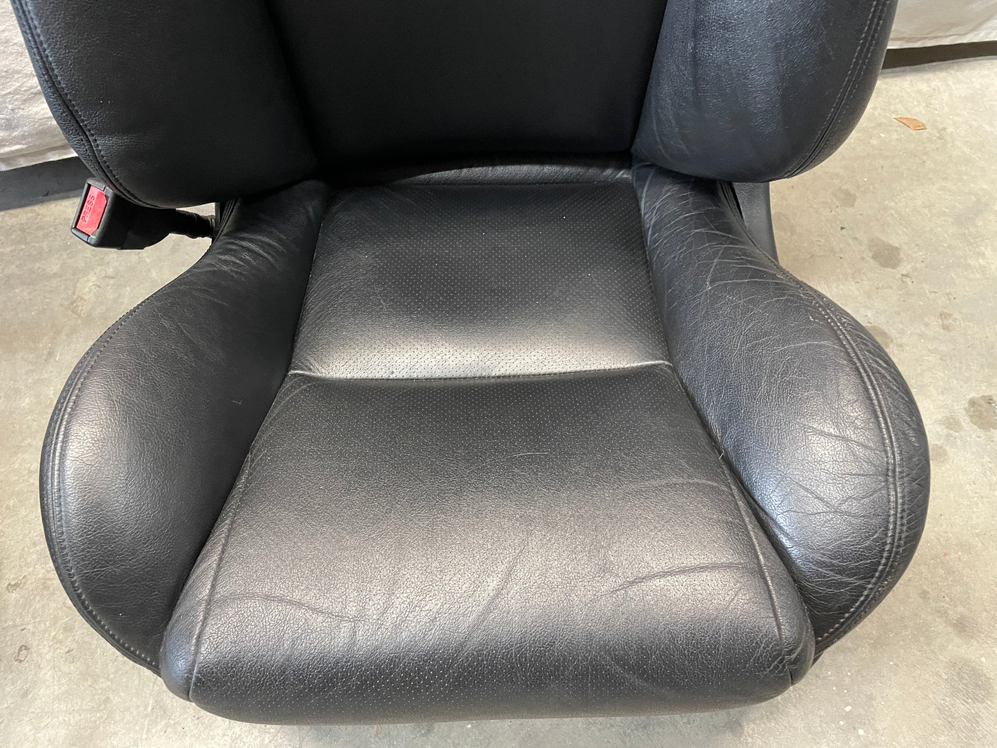 2005 Pontiac GTO Seats Fronts and Rears Black Leather OEM