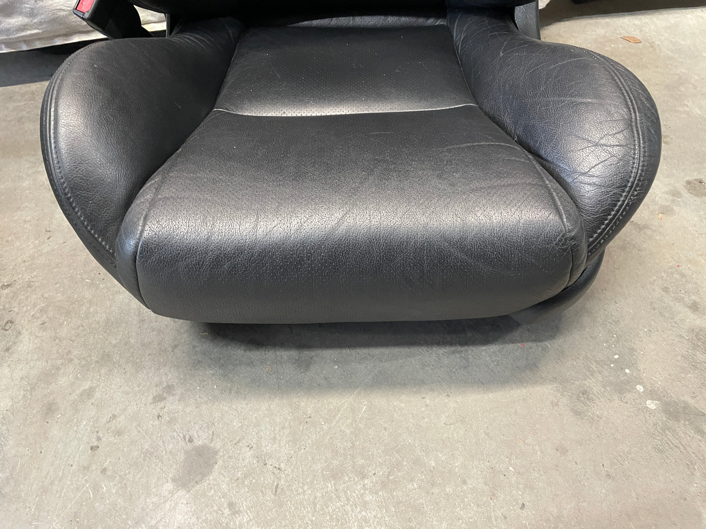 2005 Pontiac GTO Seats Fronts and Rears Black Leather OEM
