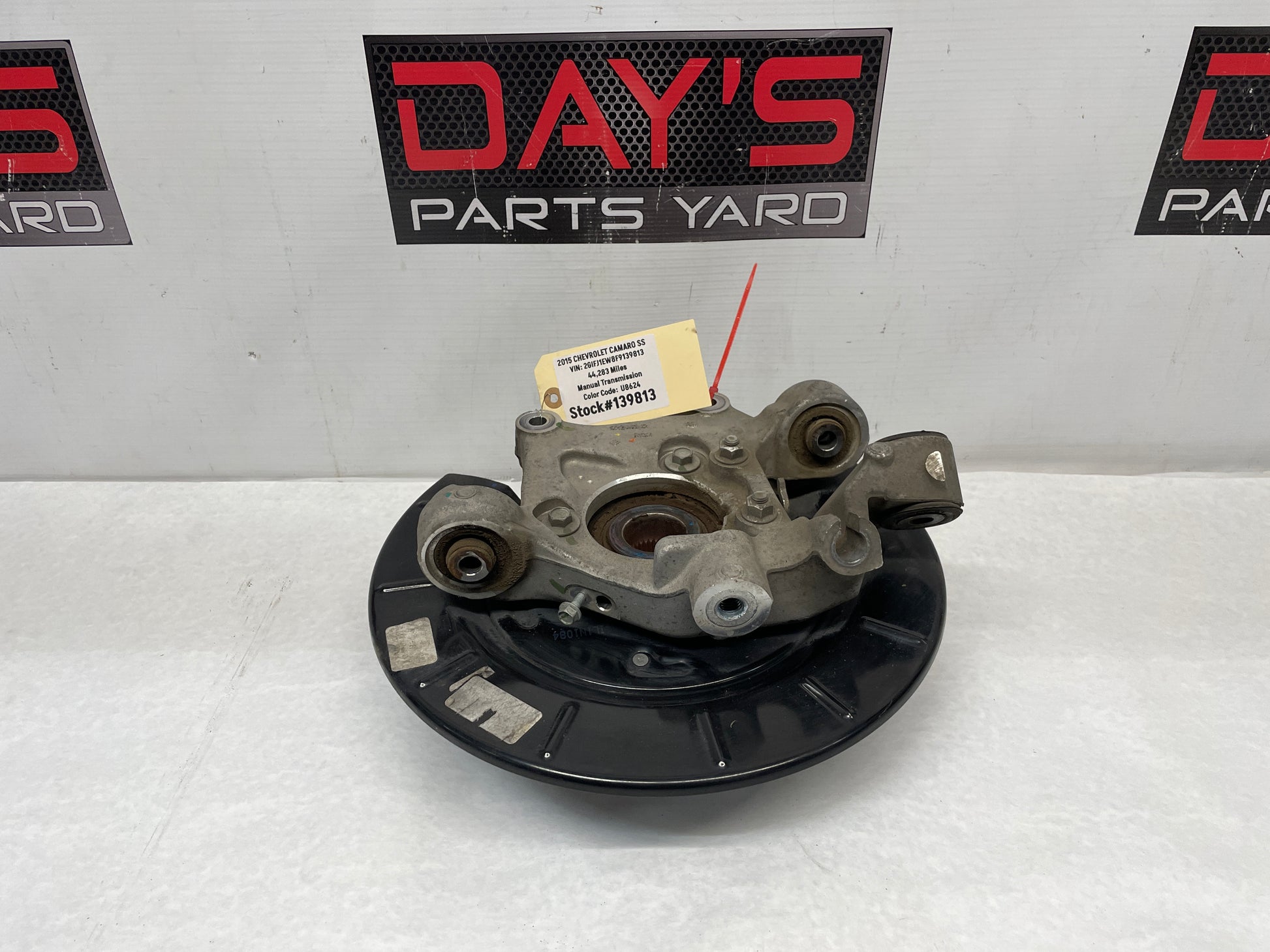 2015 Chevy Camaro SS RH Passenger Rear Spindle Knuckle Hub Wheel Bearing OEM - Day's Parts Yard