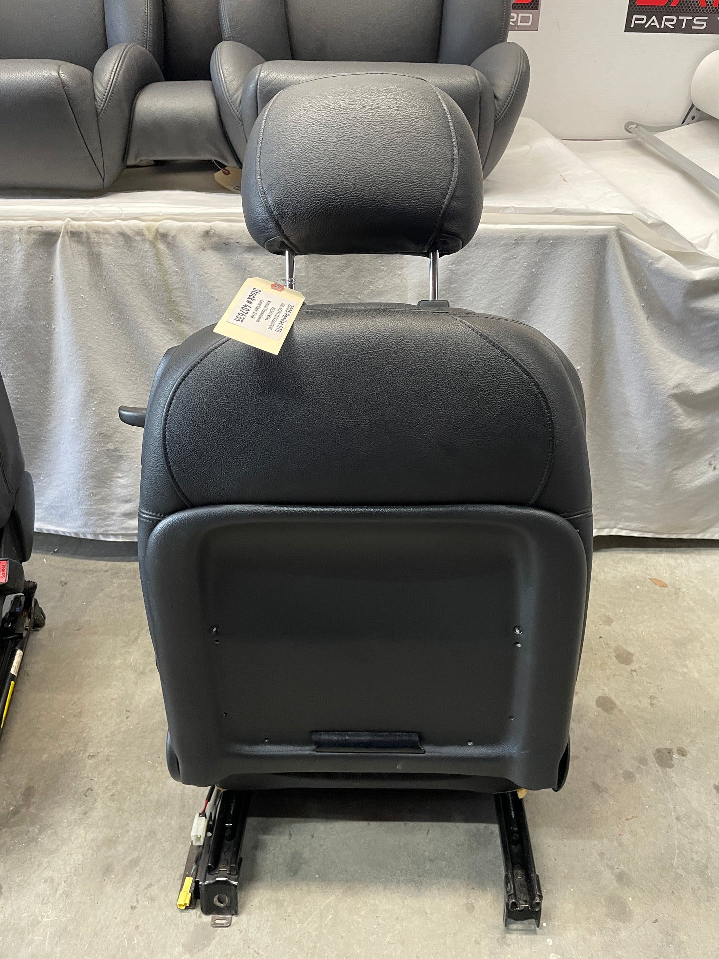 2005 Pontiac GTO Seats Fronts and Rears Black Leather OEM
