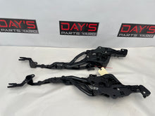 2018 Chevy Camaro ZL1 RH & LH Convertible Vert Top Tonneau Lift Hinges OEM - Day's Parts Yard