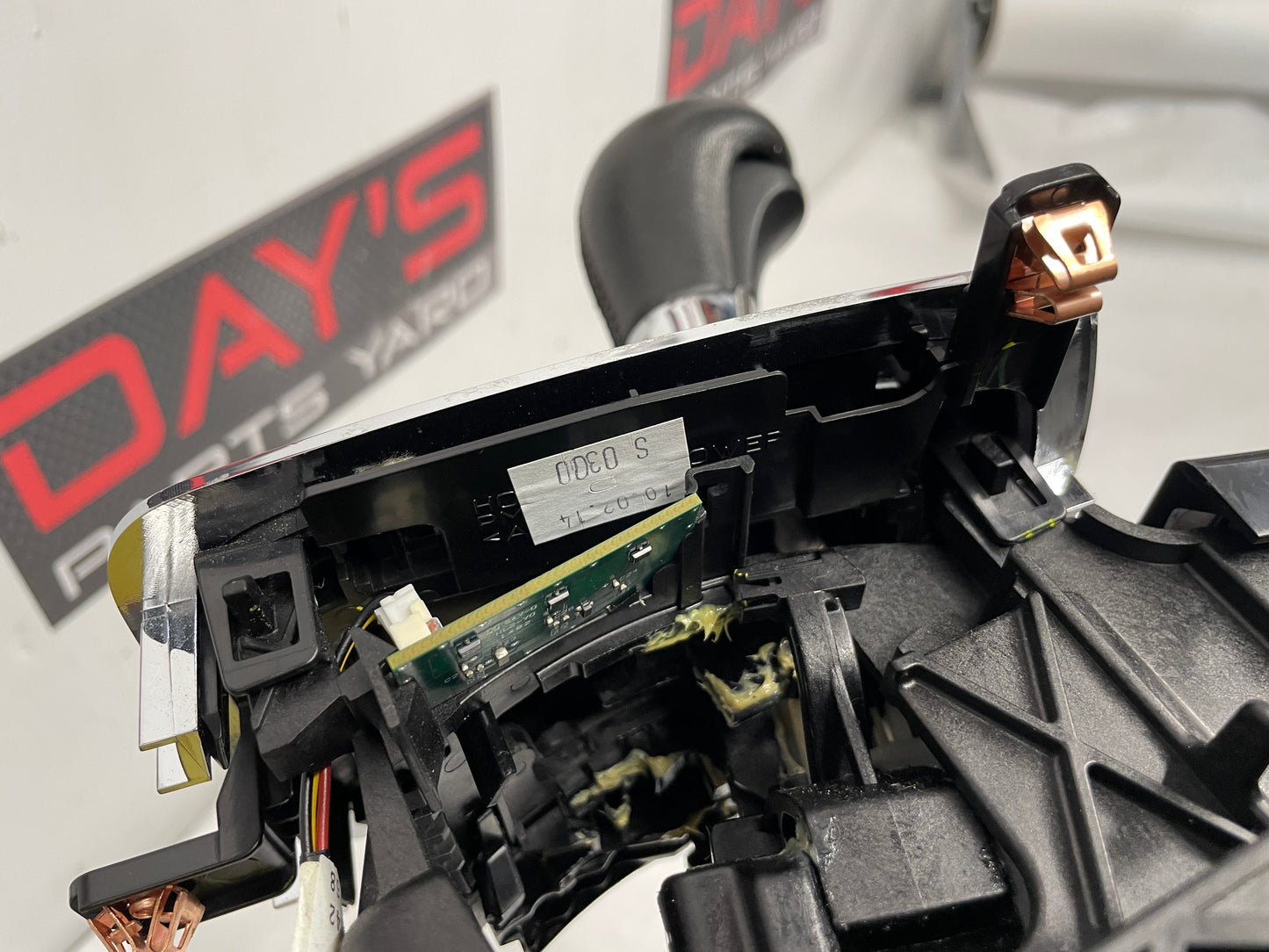 2015 Chevy SS Sedan Complete Das & Center Console w/ Shifter OEM - Day's Parts Yard