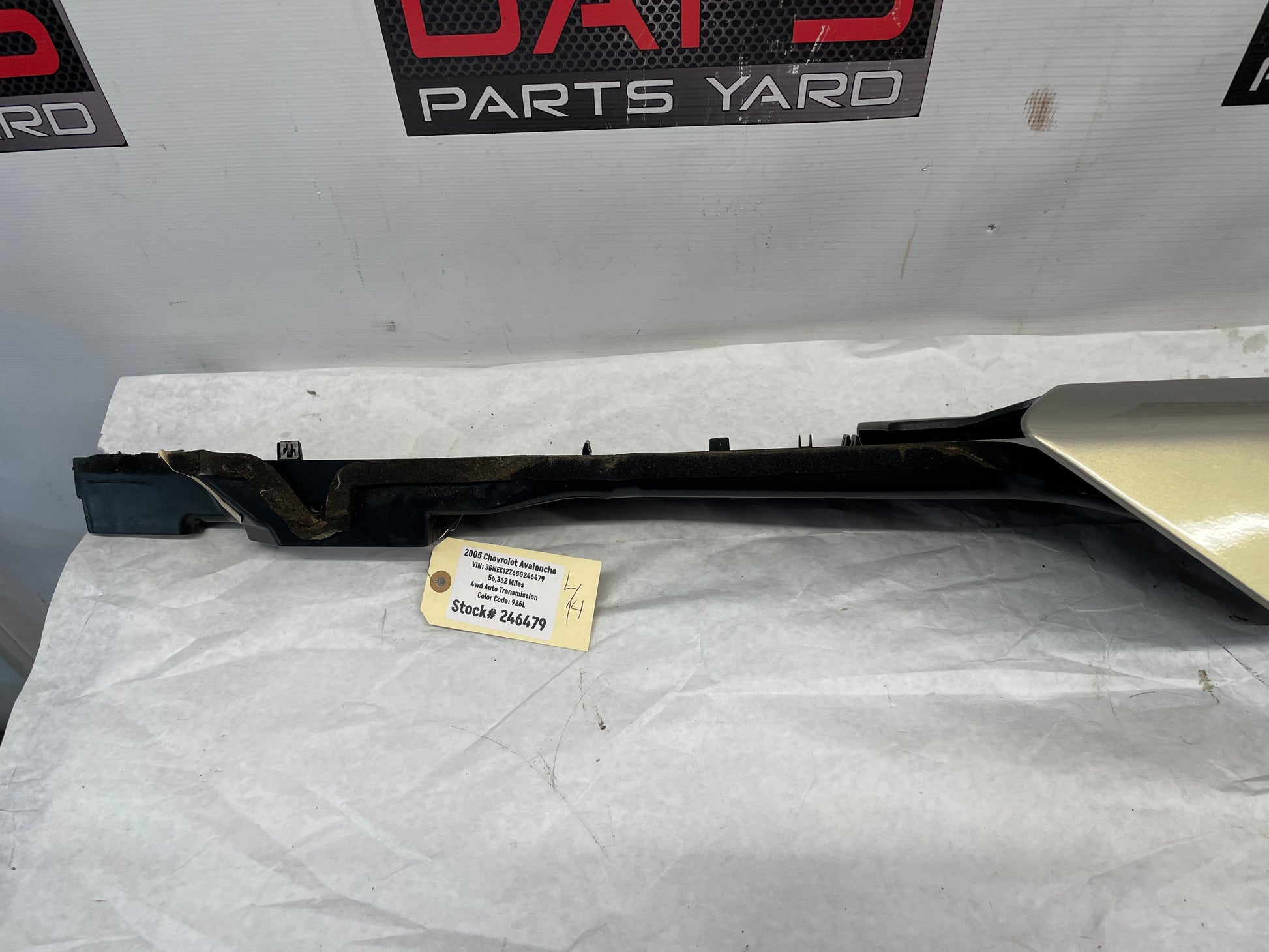 2005 Chevy Avalanche LH Driver Rear Toolbox Bed Lid Cover Door OEM - Day's Parts Yard