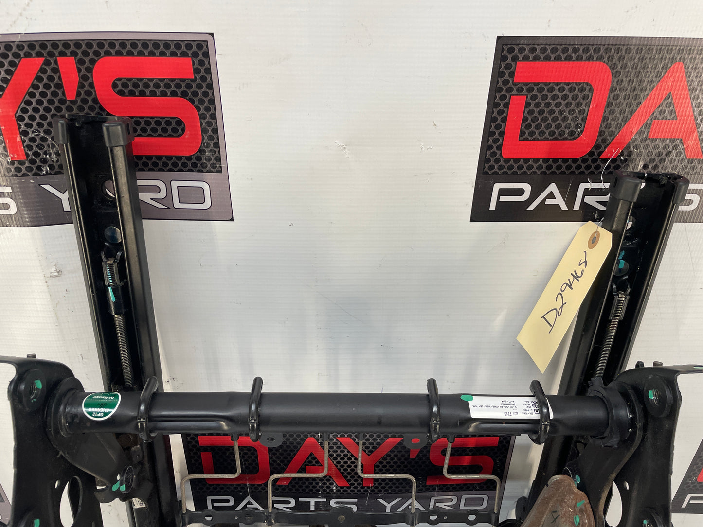 2015 Chevy SS Sedan LH Driver Front Seat Lower Frame Track Motor Assembly OEM