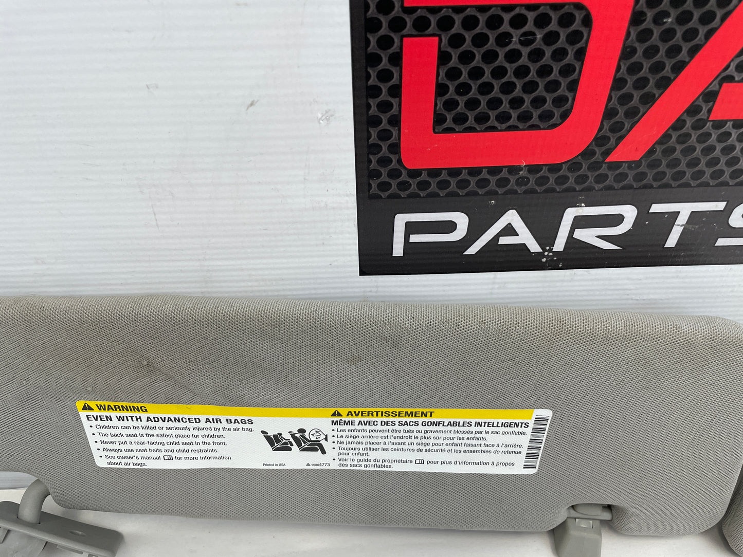 2016 Chevy SS Sedan RH & LH Sunvisors Sun Visors w/ Clips OEM - Day's Parts Yard