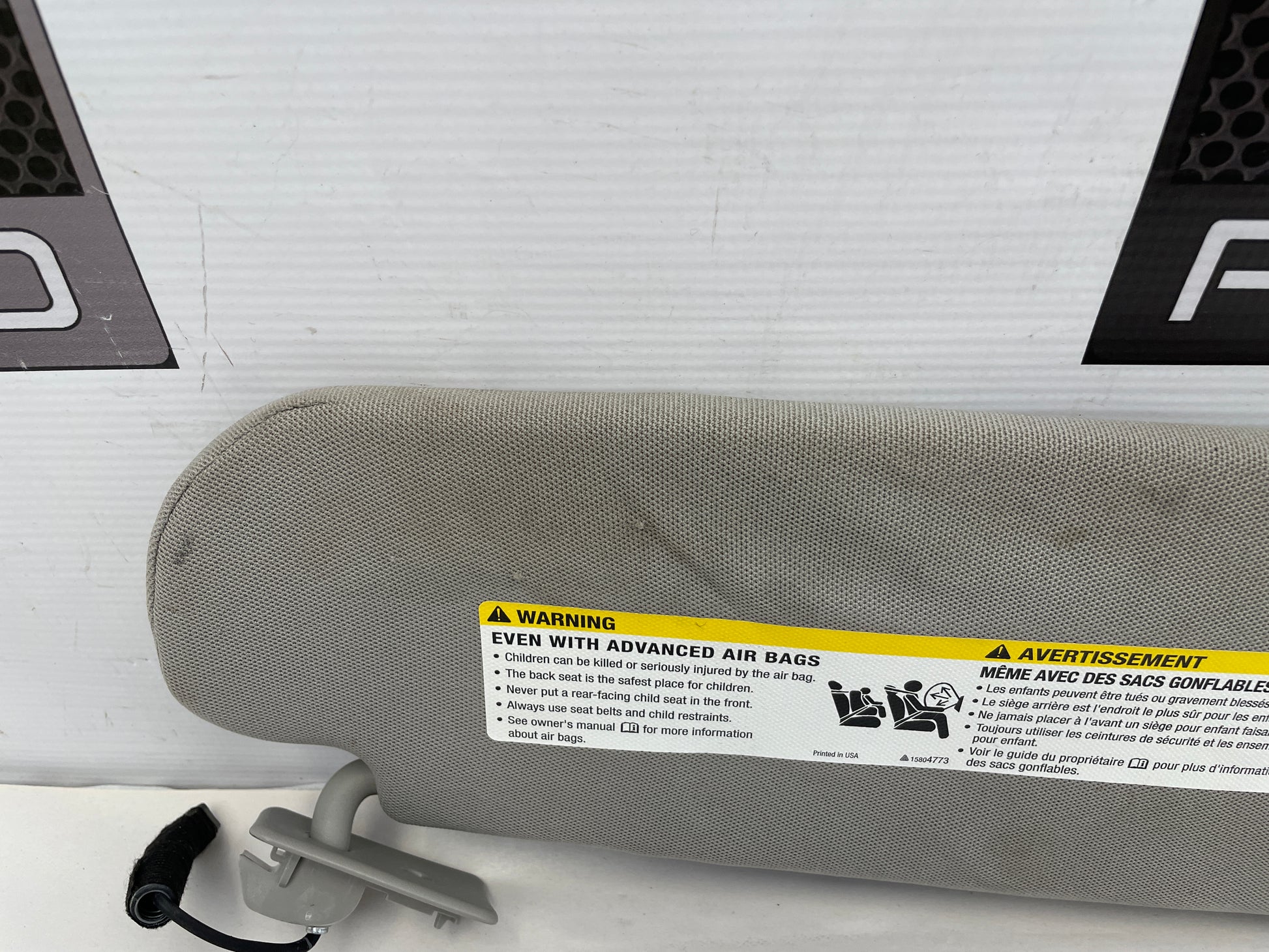 2016 Chevy SS Sedan RH & LH Sunvisors Sun Visors w/ Clips OEM - Day's Parts Yard
