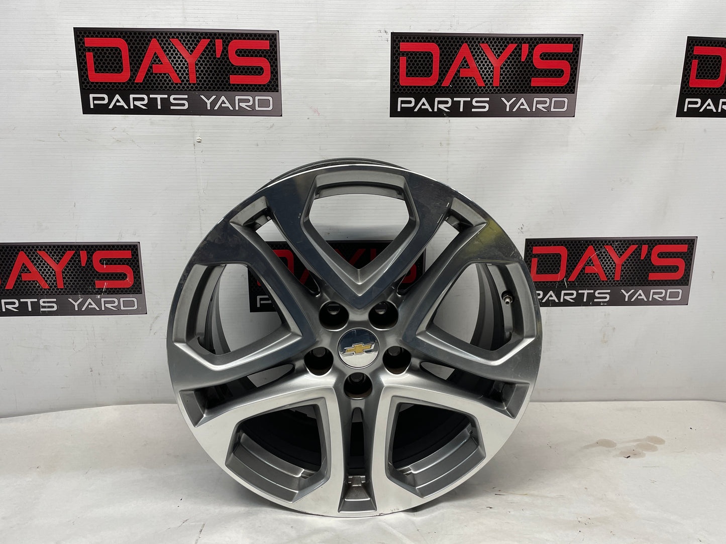2017 Chevy SS Sedan Factory OEM Rear Wheel 19x9 OEM