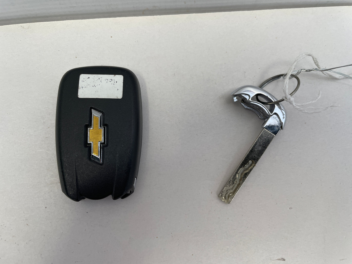 2021 Chevy Camaro SS Key Fob OEM - Day's Parts Yard
